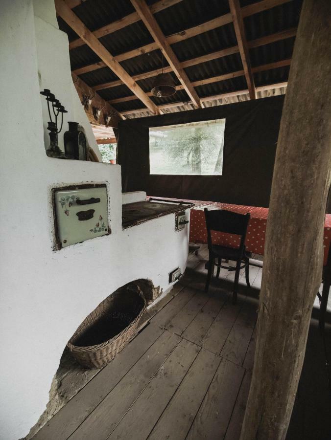 Vackorkert Apartman Sirok Kültér fotó