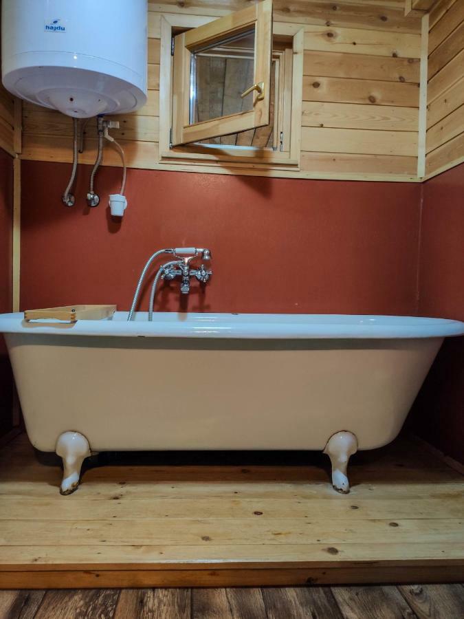 Vackorkert Apartman Sirok Kültér fotó